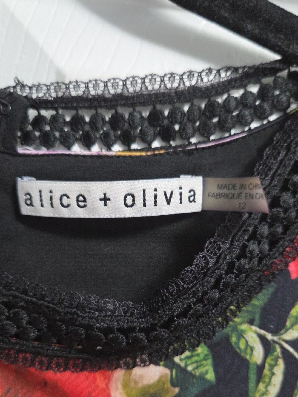 Alice + Olivia Floral Lace-Trim Mini Dressin - Picture 5 of 7